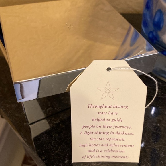 Hallmark Signature Silver Plated Trinket Box. Engravable. Lined interior. NWT - Picture 2 of 8